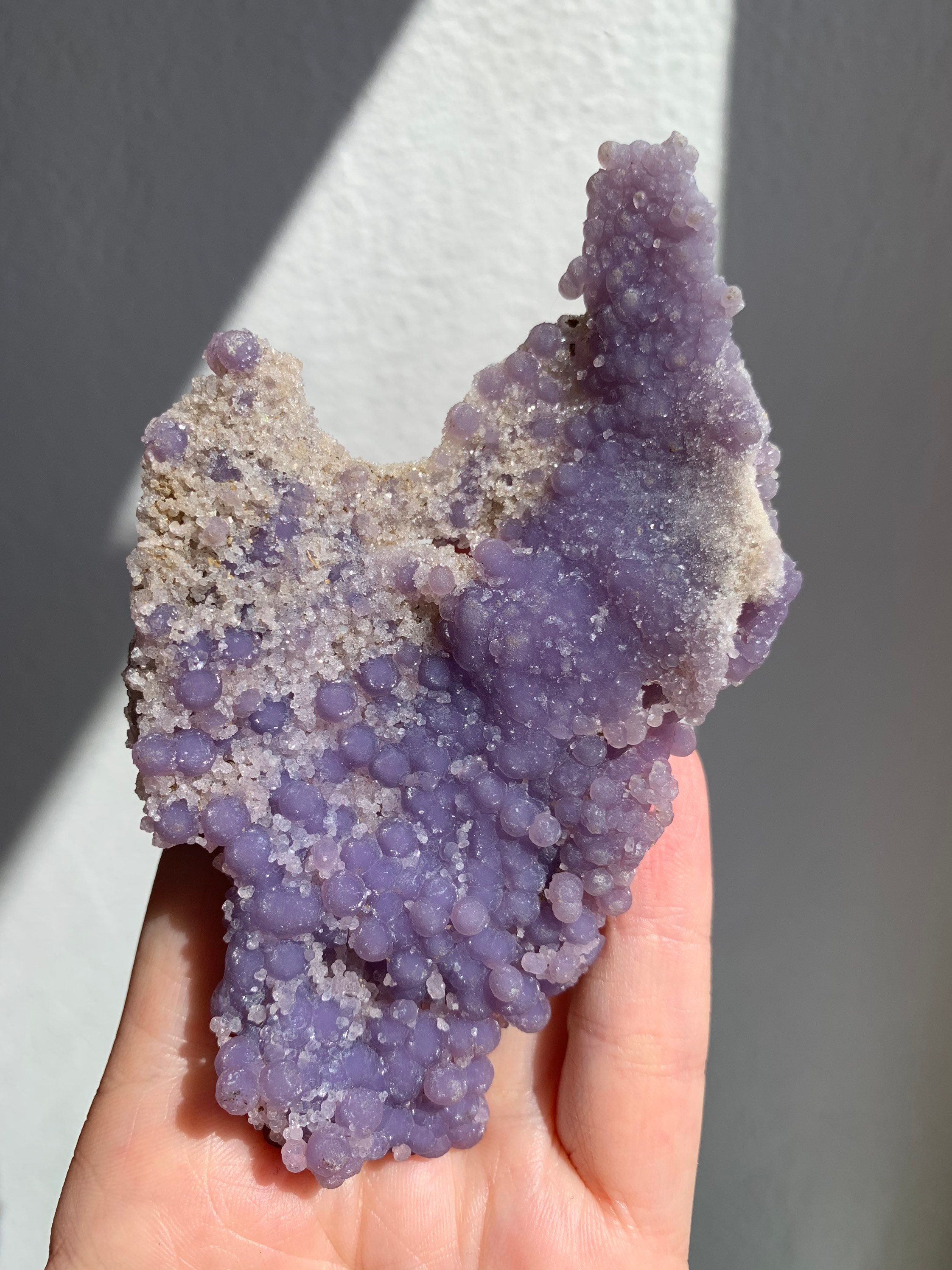 レアカラー　ドゥルージー　グレープアゲート　グレープカルセドニー No.1 レア ドゥルージー グレープアゲート カルセドニー 原石 - メルカリ