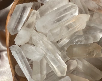 Unique Natural clear Quartz Point- Brazilian Quartz- one piece