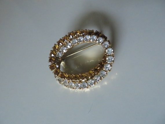 REDUCED 60s Vintage Jewelry / Citrine Brooch / Go… - image 3