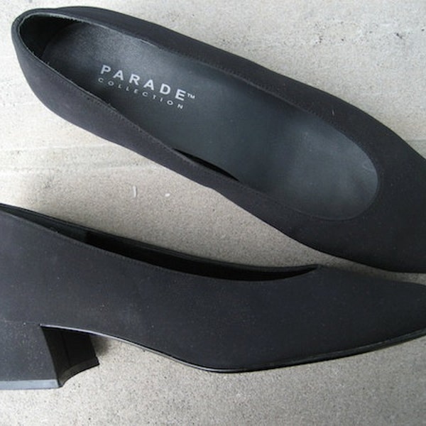 90s Vintage Shoes / Black Fabric Shoes by PARADE Collection / Heels and Pumps / Fashion Footwear / 8 1/2 M