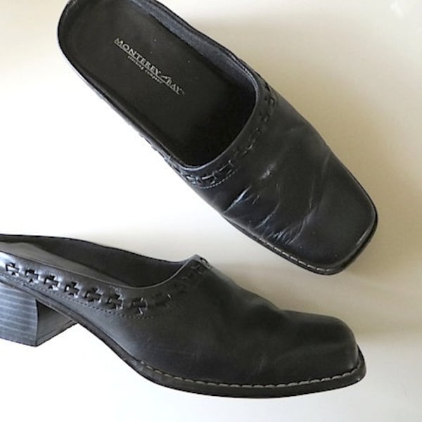 90s Vintage Shoes / Black Leather Shoes / Minimalist Slip On Mules / Monterey Bay Shoes / Fashion Footwear / Leather Upper / 8 1/2M