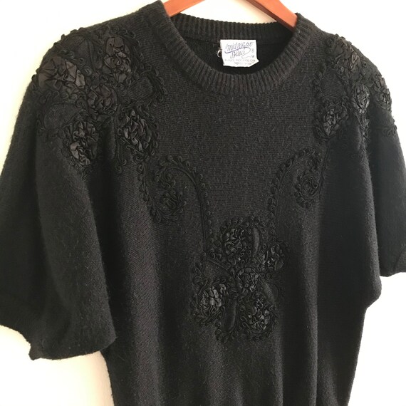 80s Vintage Knit Top / Black Appliqué Pullover by… - image 2