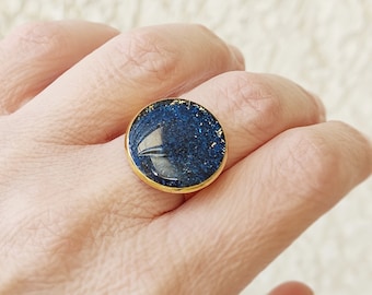 Blue adjustable gold ring, Bleu glittered resin ring, Round adjustable ring, Gold plated adjustable ring, Summer ring, Minimalist ring