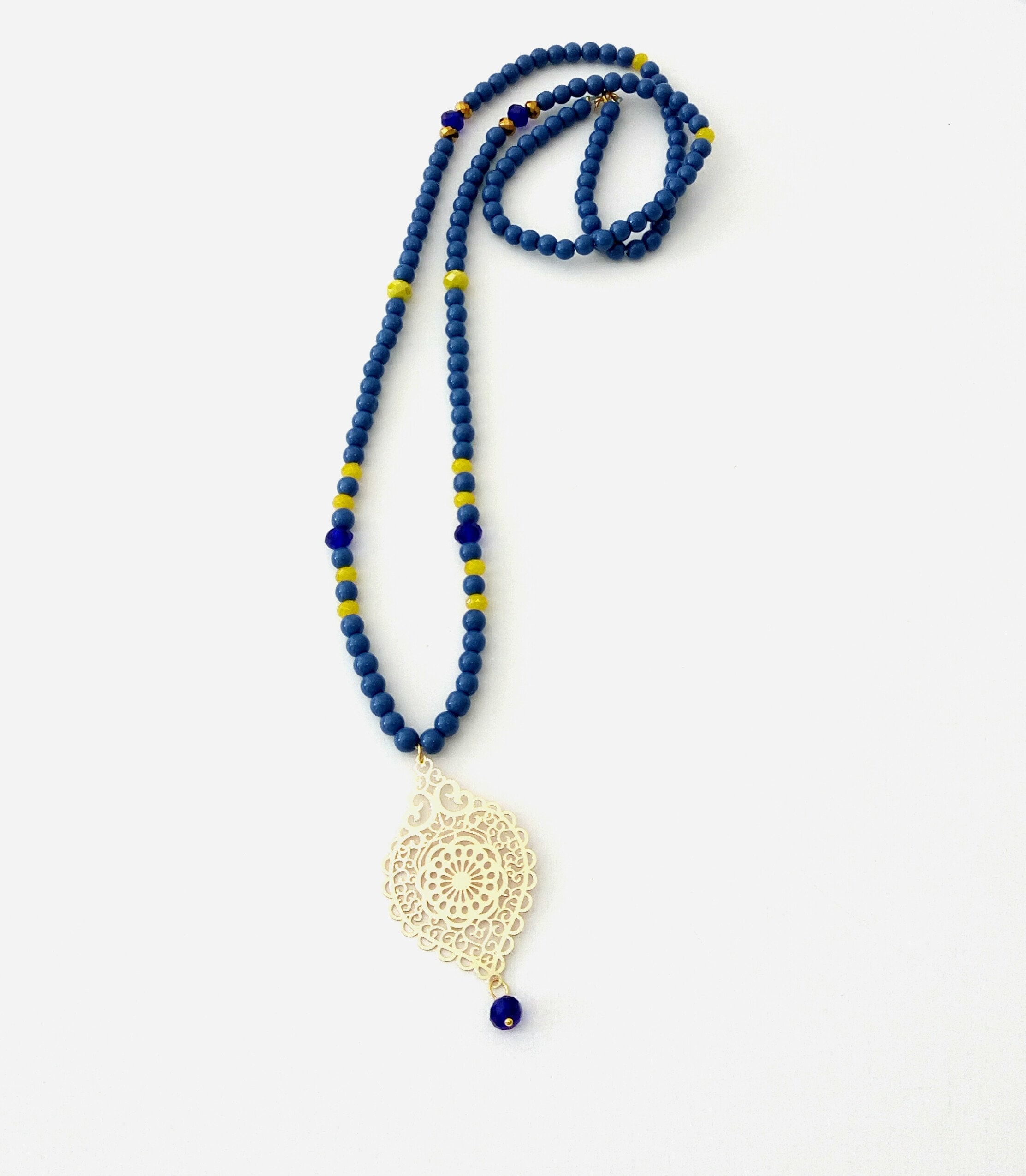Mακρύ μπλε κολιέ με επίχρυσο φιλιγκρί / Long Blue beaded necklace with