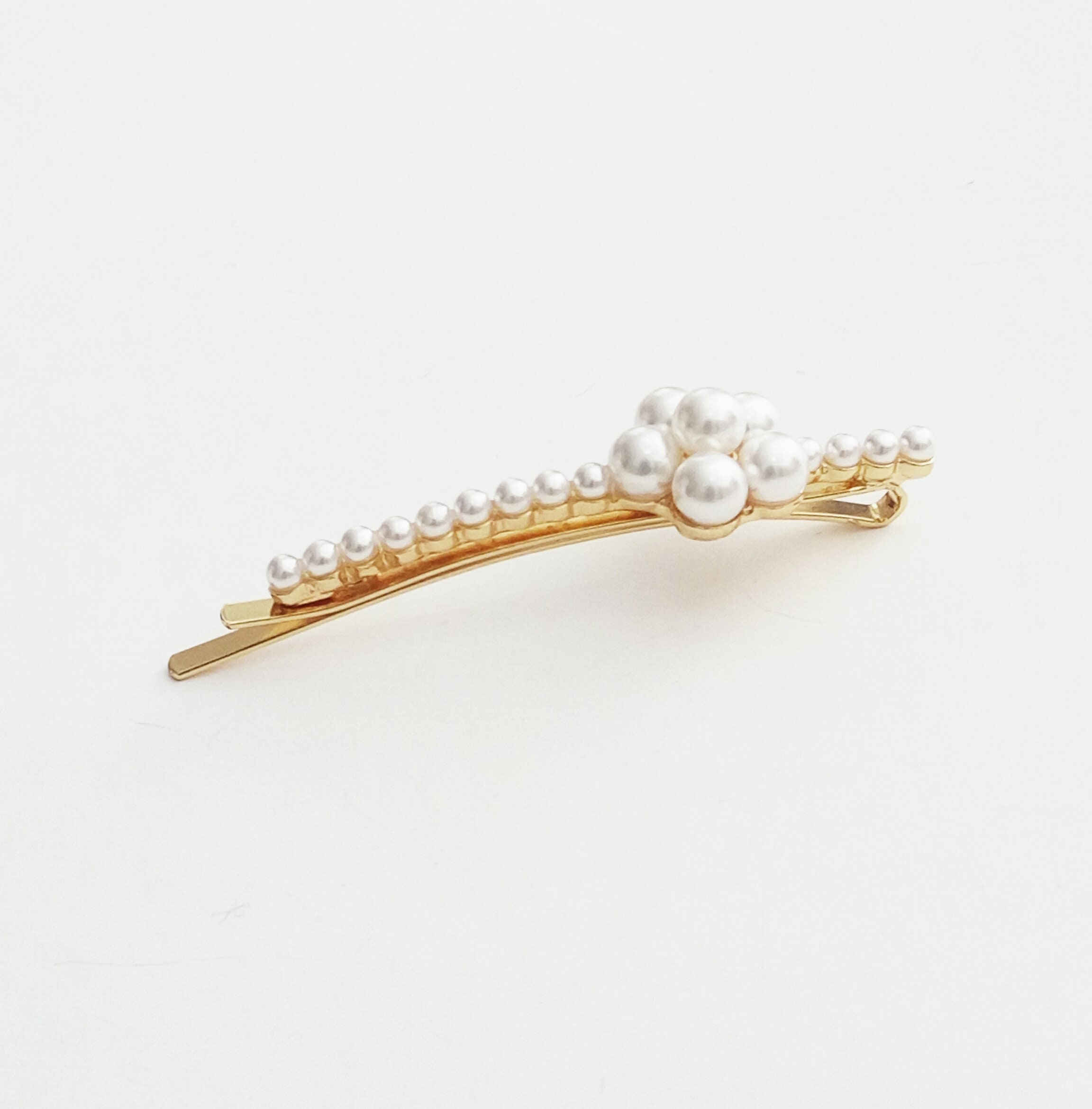 pearl hair clip