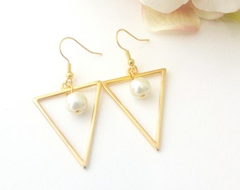 Triangle Pearl earrings, Geometric gold earrings, Gold pearl earrings, Minimalist earrings, Anniversary gift, Everyday jewelry, Gift for her