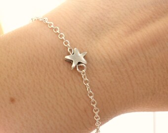 Tiny Star bracelet, Dainty bracelet, Star charm bracelet, Everyday jewelry,Bridesmaid gifts, Silver star chain bracelet,Minimalist bracelet