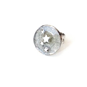 Silver adjustable celestial resin ring - Stars glitter ring - Cocktail ring- Round adjustable ring- Summer ring - Minimalist ring
