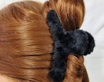 Black fur hair claw clip, Fashion trend hair claw clip, Gift for  her, Fashion trend winter hair accessories