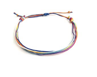 Βραχιόλι με πολύχρωμα κορδόνια / Rainbow multi strand string bracelet