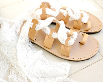 White lace sandals, Wedding sandals, Lace up Bridal shoes, Beach wedding shoes, Toe ring gladiator sandals, Wedding sandals, Summer flats