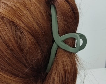Hair claw clip Minimalist Hair Claw 11cm, Black, Blue, Green, Beige Hair Claw, Hair accessories, Acrylic Matte Twisted Claw, Gift for Her