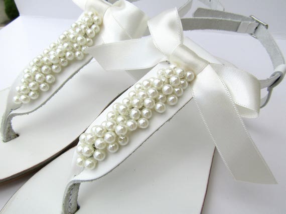 Anuncio Prevención electrodo Sandalias de perlas de boda / Sandalias blancas decoradas con - Etsy España
