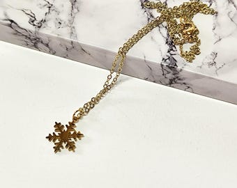 Gold-Plated Steel Snowflake Necklace: Minimalist Winter Jewelry