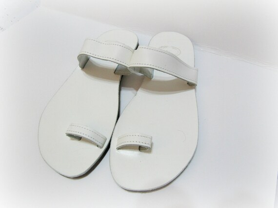 etsy toe ring sandals
