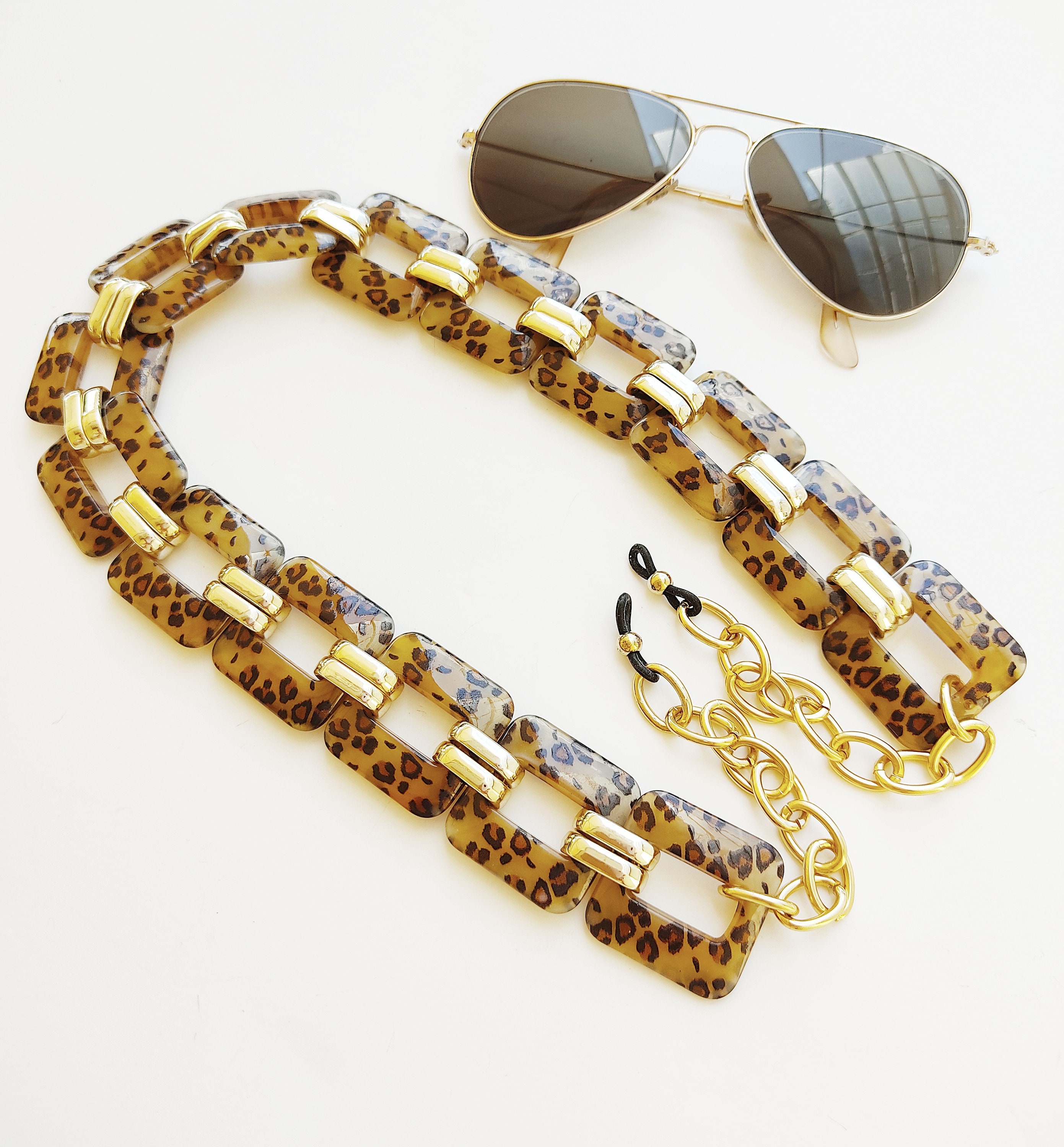 Sunglasses large chain, Glasses necklace, Sunglasses acrylic gold chain