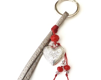 Keychain with metallic heart and beads, Handmade key chain gift, Heart keychain red beads, Mother's day gift, Unique gift