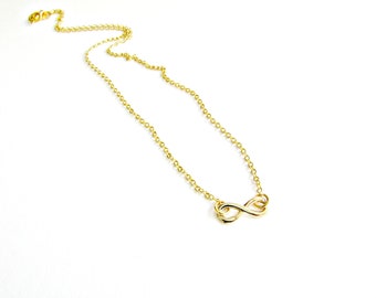 Gold infinity necklace