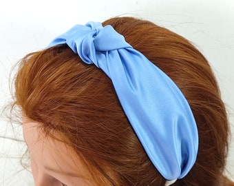 Στέκα με κόμπο σατέν μπλε ανοικτό  /   Blue satin headband