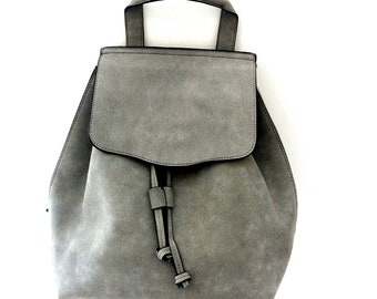 Γκρι σακίδιο πλάτης / Grey backpack