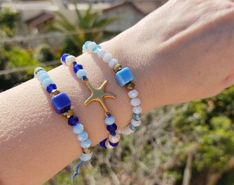 Blue beaded bracelet, White beaded bracelet, Gold starfish beaded bracelet, Adjustable beaded bracelet, Beach Summer jewelry, Gift for her