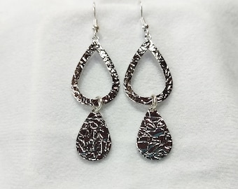 Σκουλαρίκια μεταλλικά οβάλ σταγόνα  / Silver geometric earrings