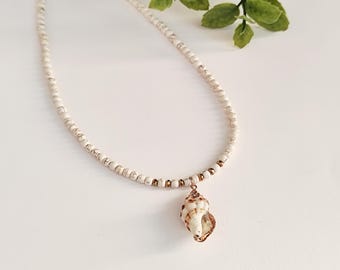 Cream Howlite Shell Necklace | Handmade Beach Necklace | Gold Shell Pendant | Boho Summer Jewelry | Natural Stone Necklace | Gift for Her