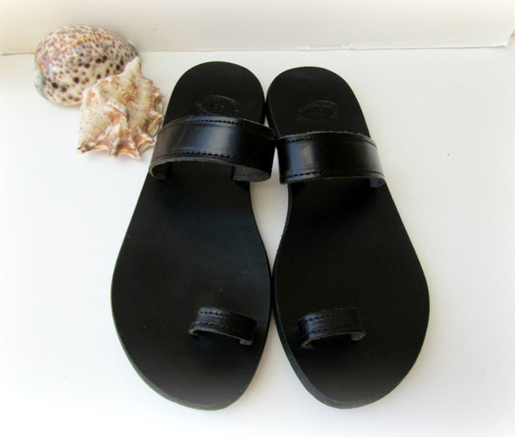 Black sandals/ Greek leather sandals/ Toe ring sandals/ | Etsy