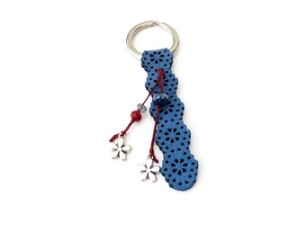 Keychain with flowers / Μπρελόκ με λουλούδια