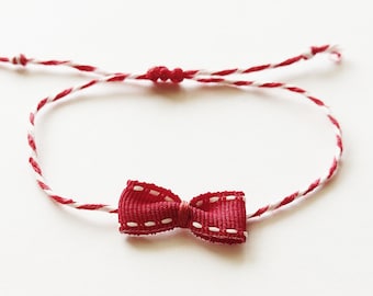 Βραχιόλι Μάρτης με κόκκινο φιογκάκι / Bracelet with red bow