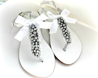 Pearls sandals Wedding sandals Silver pealrs shoes Greek leather sandals Bridesmaid flats  White leather sandals Bridal beach party shoes