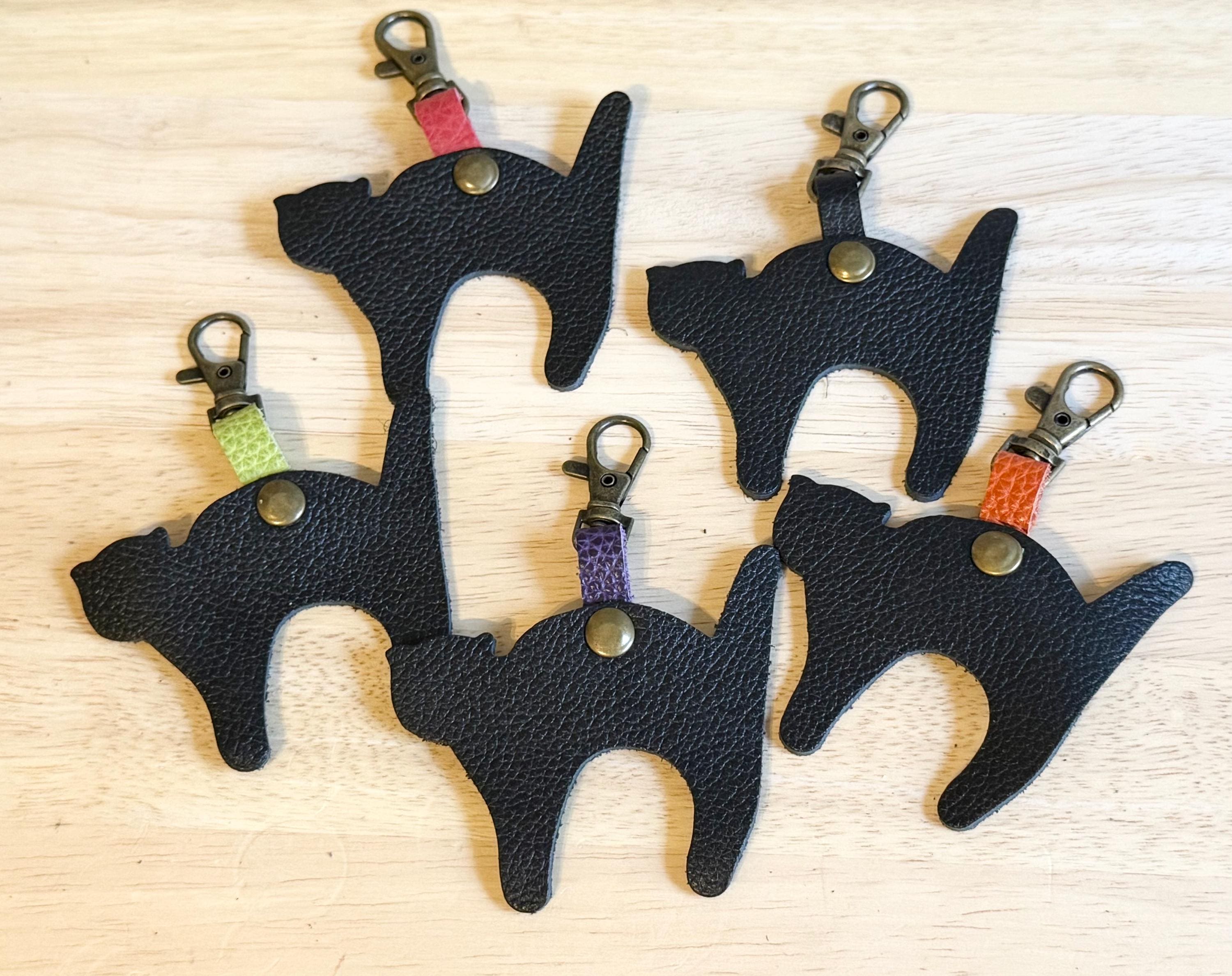 Pebbled Black Cat Flair Portland Leather Goods Halloween Zipper