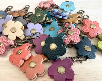 SMOOTH ZIPPER PULL Flower Portland Leather Goods Zipper Pull Keychain