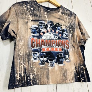 Boston Red Sox Crop Top Team T Shirt Red Sox Baseball 2018 Champions Crop Top Boston Red Sox Bleach Dye Shirt Red Sox Top Boston Crop Top