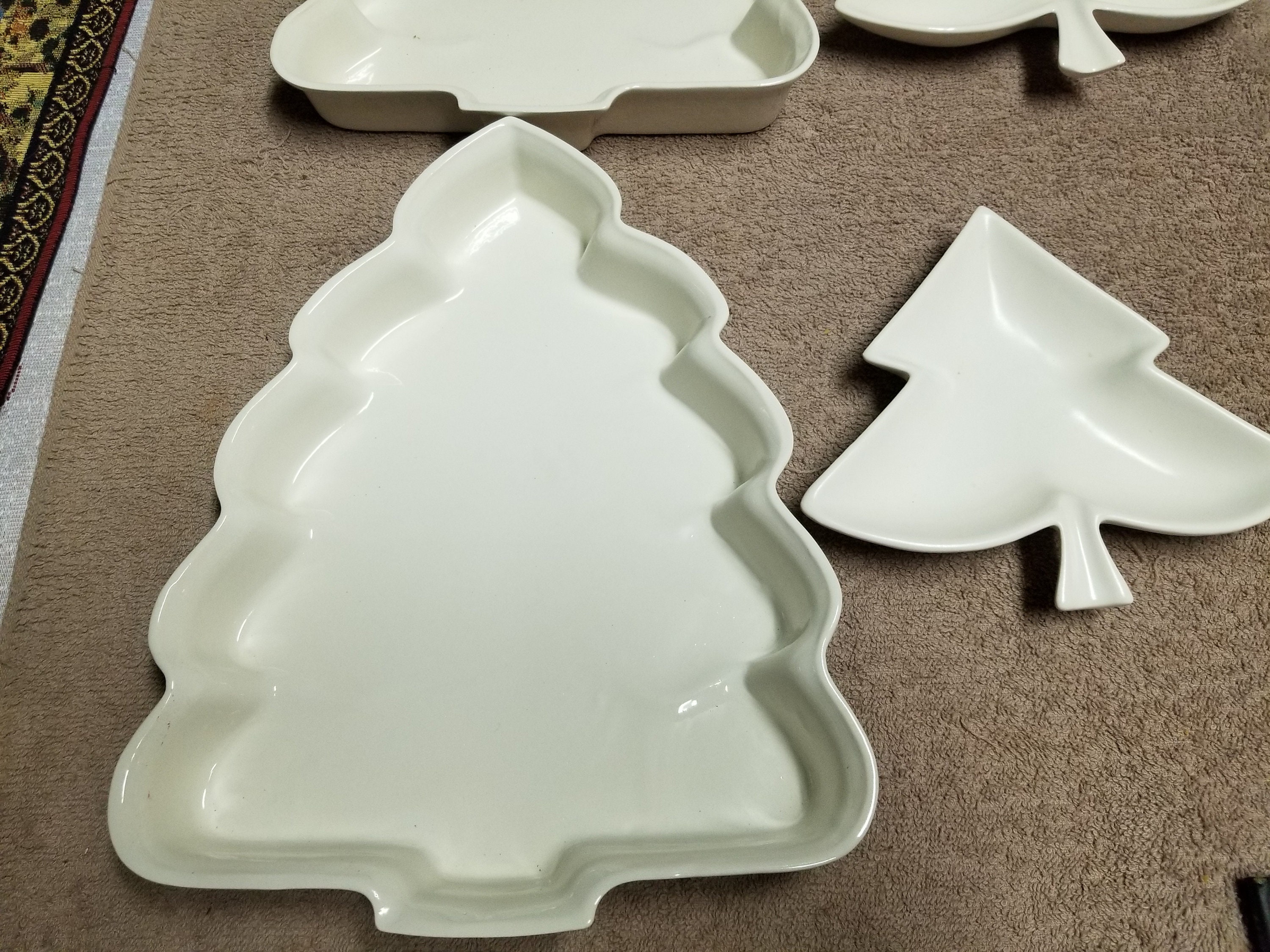 4 Pc White Glazed Ceramic Christmas Tree Plates Signed F M One Etsy