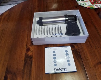 dansk 17 pc cookie shooter with use & care booklet in box