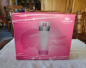 Coffret cadeau 3 pièces une touche de rose lacoste ib new old stock