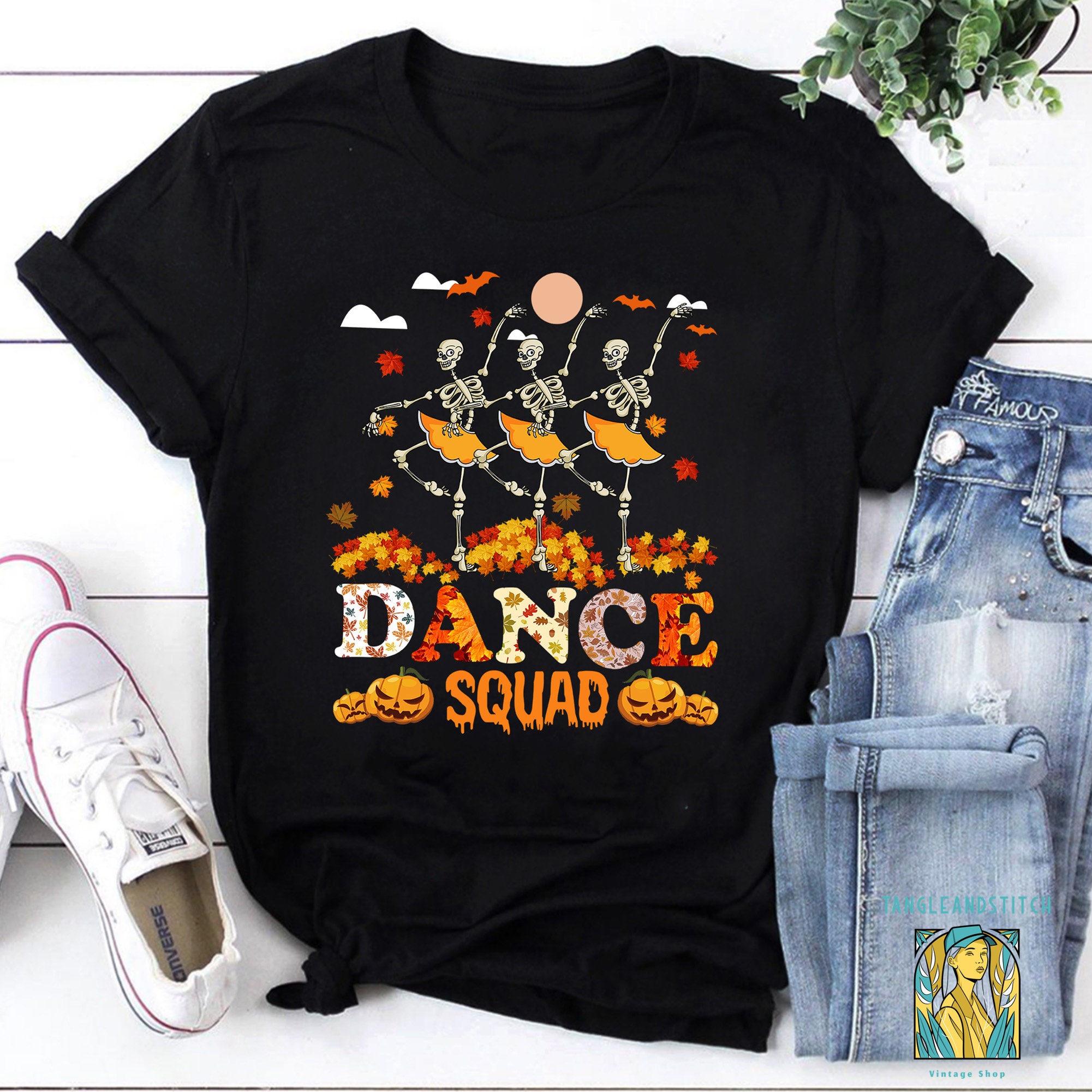 Discover Halloween Skelett Dance Squad T-Shirt