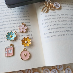 Kindle Charm, Phone Charm, USB Charm, Kindle Dust Plug Charm, Bookish Merch, Bookish Gifts, USB Plug, Kindle Accessories