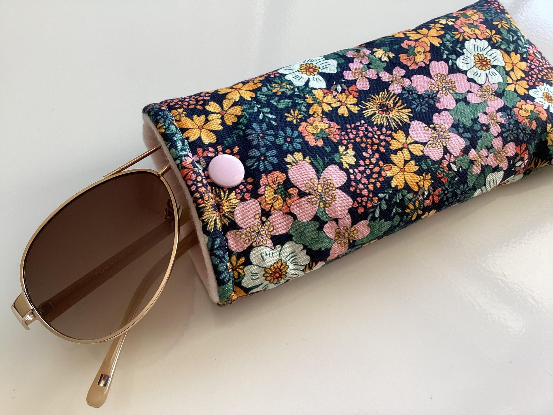 Sunglasses Soft Floral Case Ultra Light Neoprene Zipper Eyeglass Case With Belt MoKo Sunglasses Soft Case 2 Pack, Ultra Light Portable  main image 2