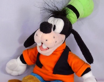 Goofy Dog Plush Mini Beanbag Disney Store Exclusive Toy Stuffed Animal 9 inch 1990s Vintage Stocking Stuffer Birthday Gifts for Kids