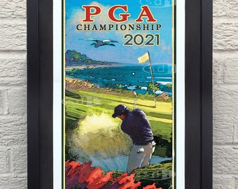 Può includere: Un poster in stile vintage per il Campionato PGA 2021 all'Ocean Course sull'isola di Kiawah. Il poster presenta un golfista in azione, con un cielo blu, l'oceano e l'erba verde sullo sfondo.