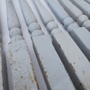 Vintage conjunto de 9 husillos de madera balcón escalera azul | Etsy