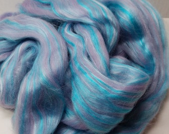 Merino Bamboo Top Roving Unicorn 2