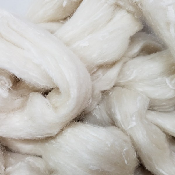 Merino Silk Slub 70 30 Roving White Chocolate