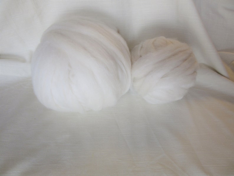 for Spinning Nuno Felting or Needlefelting 4 oz Pkg Roving Stachys White Alpaca ULTRA FINE