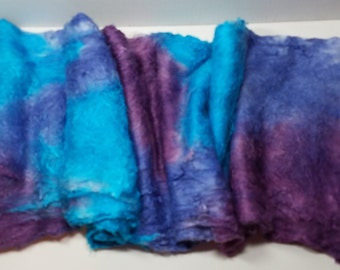 Hand Dyed Mulberry Silk Lap for Spinning Felting Blending Silk Fusion and Mixed Media Arts 1.0oz Alaskan Nights