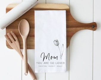 Personalized Mom Tea Towel | Dish Towel | Personalized Mother's Day Gift | Gift for Mom | Kitchen Decor | Kitchen Towel | Flour Sack Towel