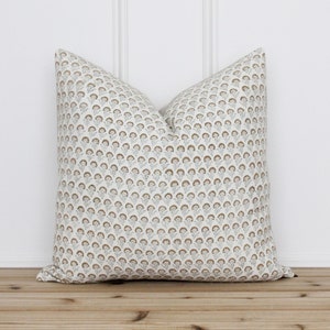 Hand Block Botanical Pillow Cover | Indian Floral Pillow Cover | Block Printed Pillow Cover | Decorative Pillow | 20 x 20 | 16 x 26 || Atlas