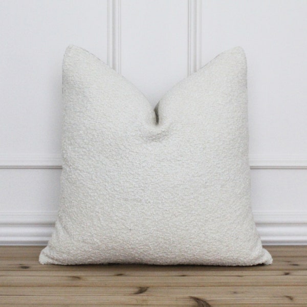 Cream Textured Pillow Cover | Boucle Pillow Cover | Neutral Pillow Covers | Modern Sofa Pillow Cover | 20 x 20 | 16 x 26 || Savannah